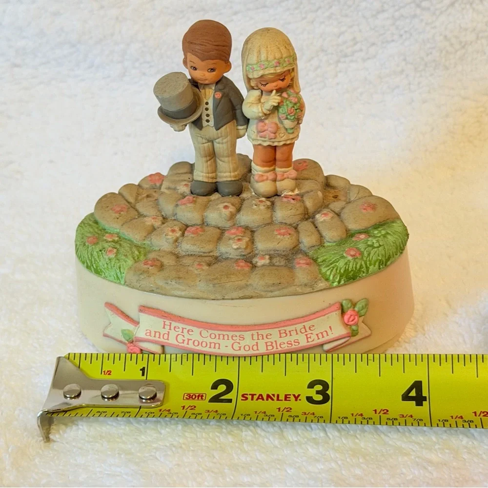 Vintage Enesco Here Comes the Bride musical figurine